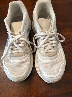 adidas Originals Cream/White Athletic Trainers